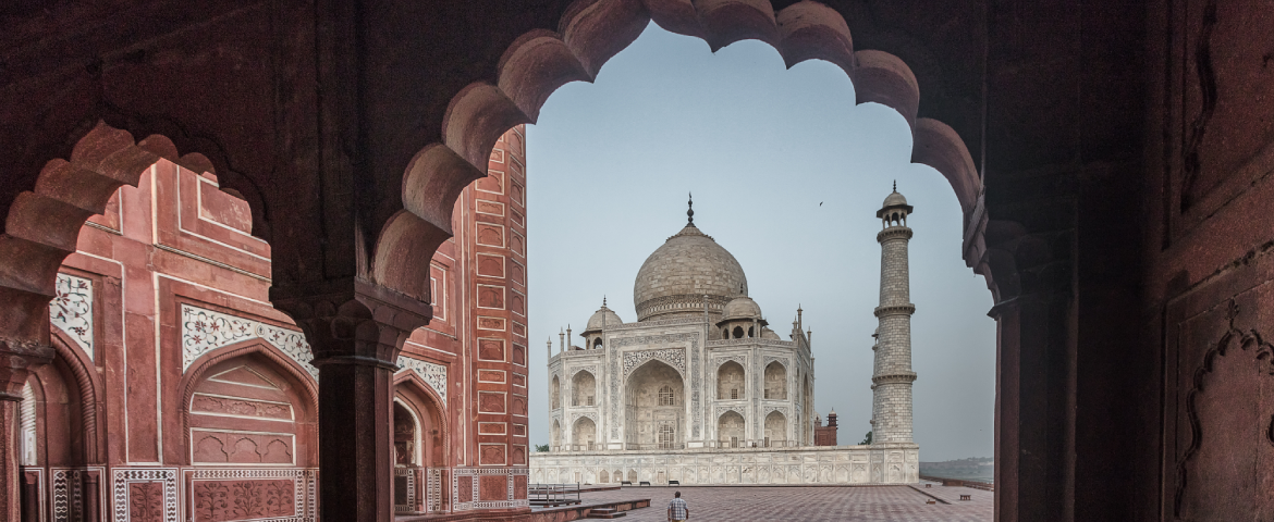 Discover the Magic of the Taj Mahal and Agra